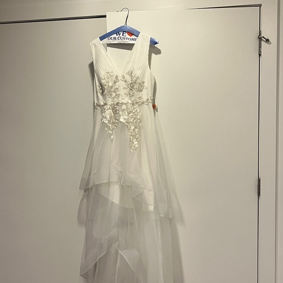 BCBGMaxAzria Cream Dress - Picture 1 of 6